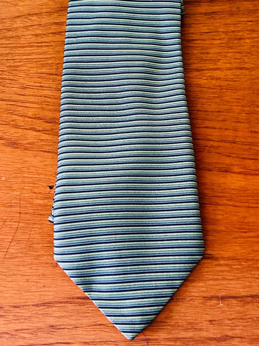 Gorgeous Italian D’Este Men’s Tie 100% Silk